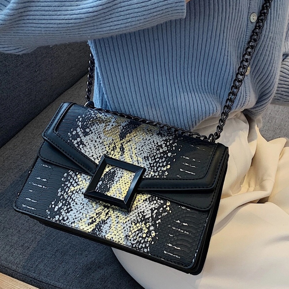 Luxe Vegan Leather Snakeskin Medium Size Shoulder Crossbody Bag - Picture 10 of 12